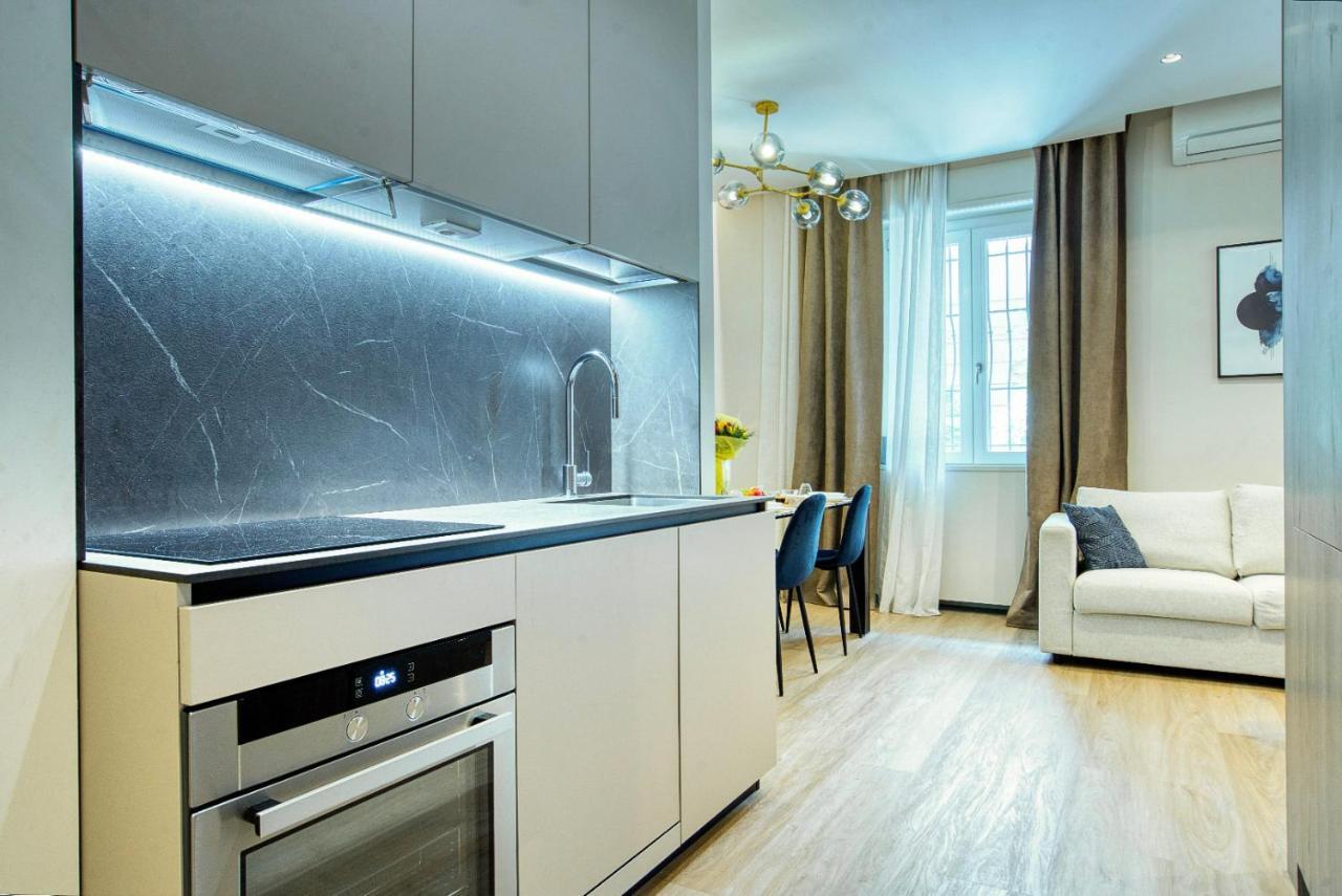 Suite Bimo - Vicino Metro, Citylife, Stadio San Siro E Fiera Milano Eksteriør billede